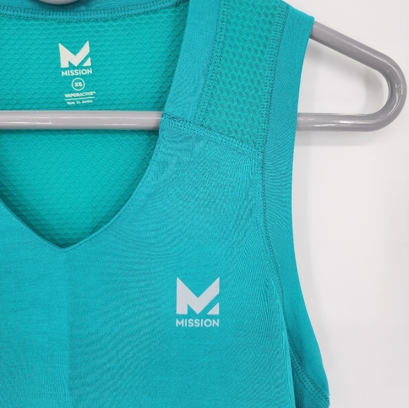 Mission NWT Vaporactive Conductor Tank Top XS - Picture 2 of 10